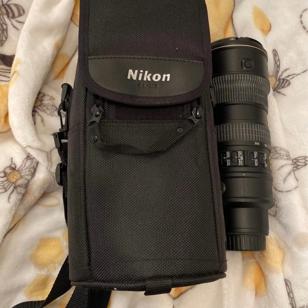 Nikon AF-S VR-NIKKOR 70-200mm 1:2.8G LENS